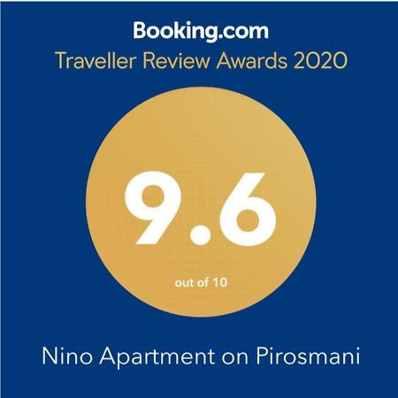 Nino Apartment On Pirosmani Batumi Eksteriør bilde