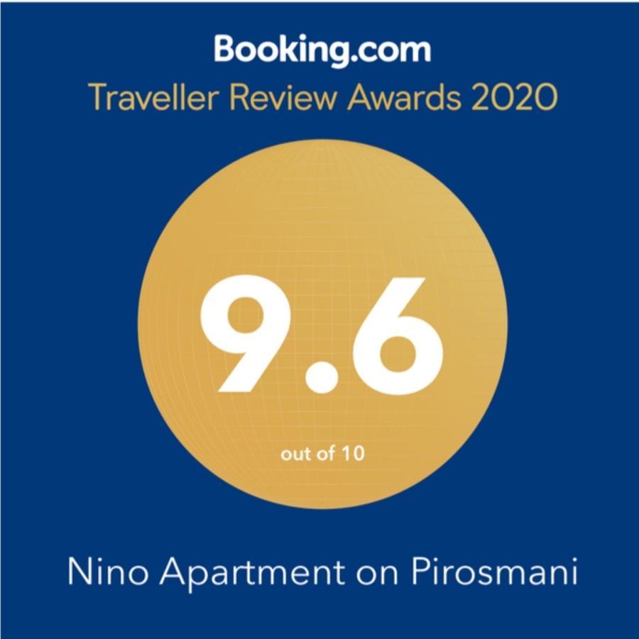 Nino Apartment On Pirosmani Batumi Eksteriør bilde